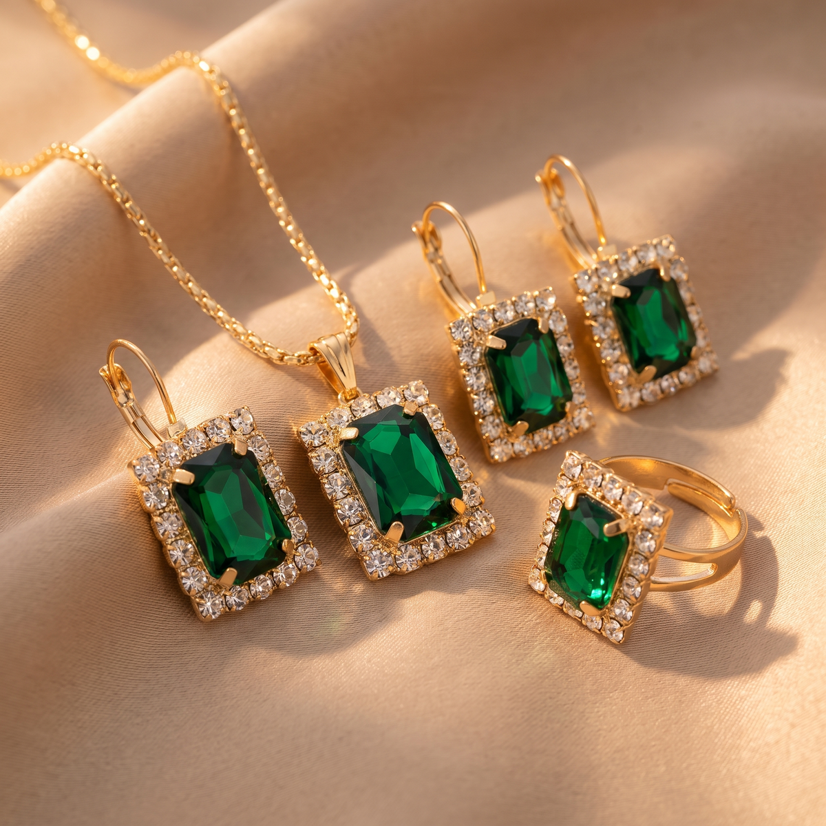Hana Gold Emerald Set - lifestyle