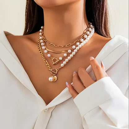 Ottavia Gold Pearl Necklace