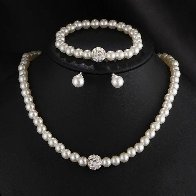 Selby Pearl Set