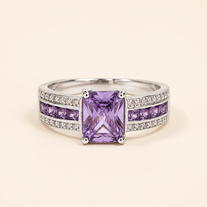 Delphine White Gold Amethyst Ring