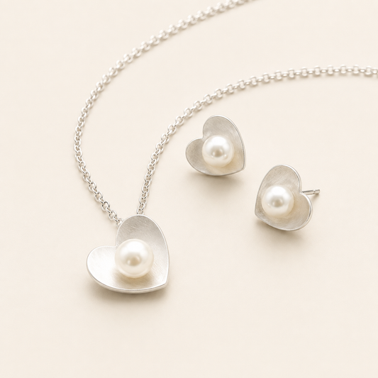 Isolde White Gold Pearl Set