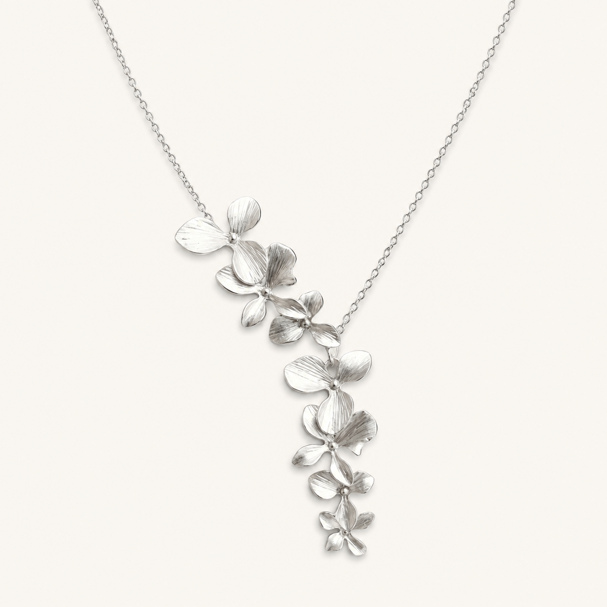 Beatrice Silver Flower Necklace