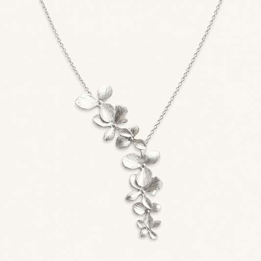 Beatrice Silver Flower Necklace
