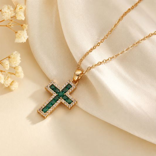 Solene Gold Emerald Necklace