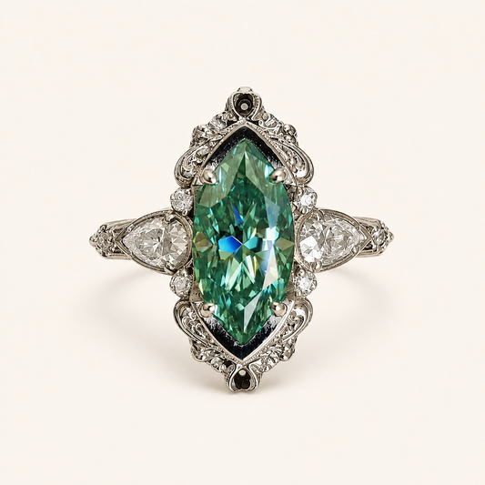 Vaelira Emerald Ring