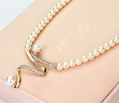 Quintana Pearl Set