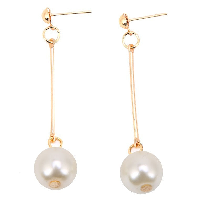 Rosamund Pearl Earrings