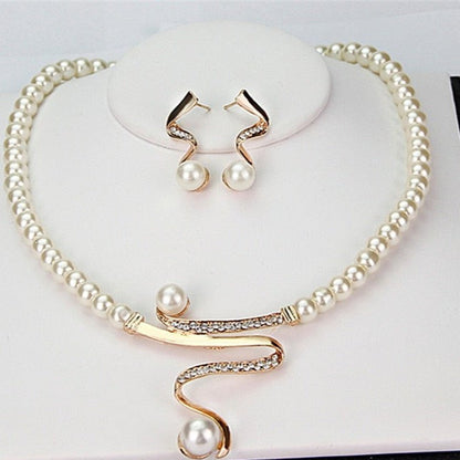 Quintana Pearl Set