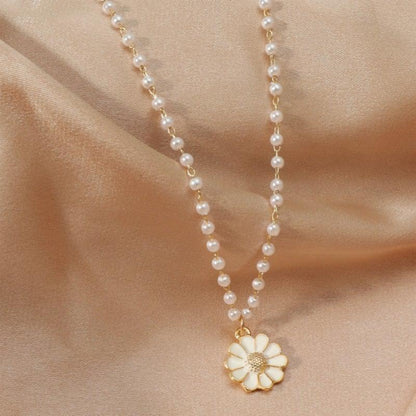 Gianna White Gold Pearl Necklace