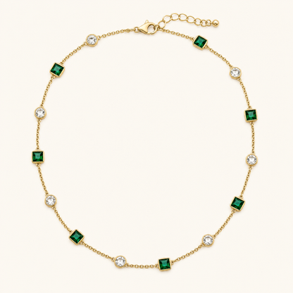 Amelisse Necklace - studio