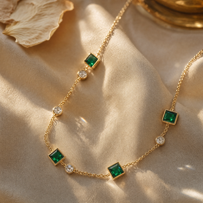 Amelisse Necklace - lifestyle