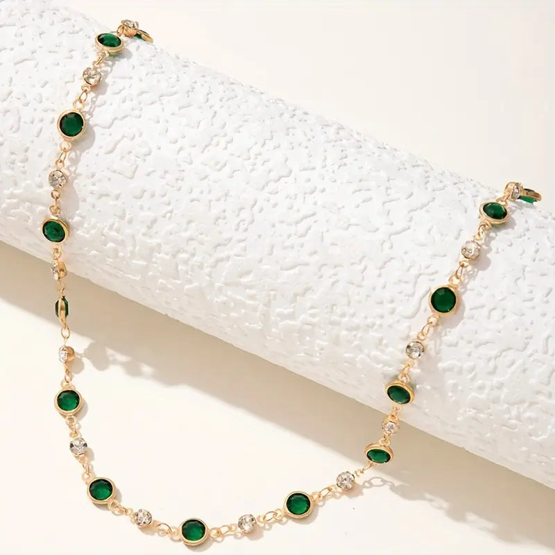 Elira Vescari Necklace | Gold