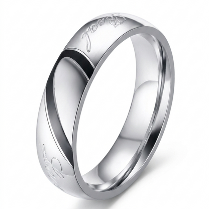 Lyra White Gold Ring