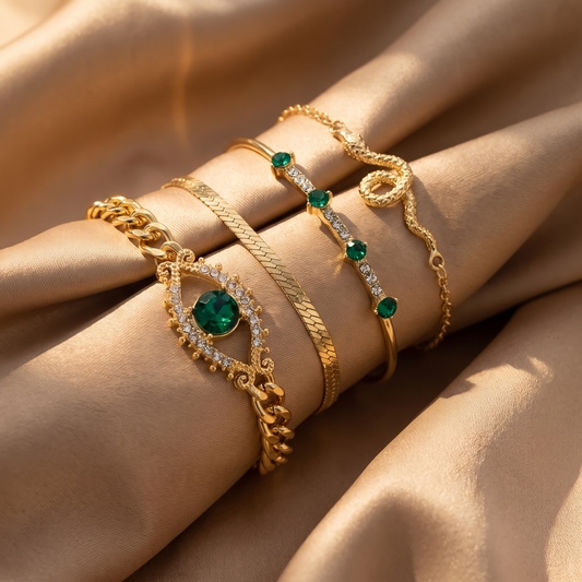 Kira Gold Emerald Set - lifestyle