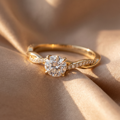 Odalys Diamond Ring - lifestyle