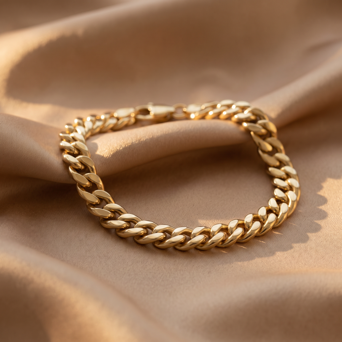 Odessa Gold Cuban Bracelet - lifestyle