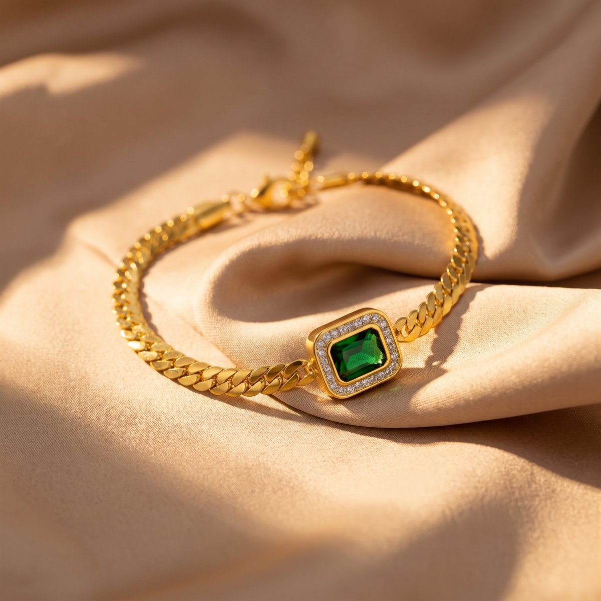 Orielle Gold Bracelet - lifestyle