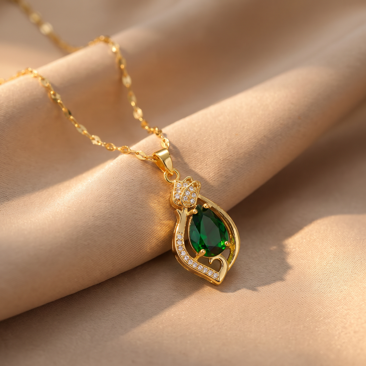 Zelda Gold Emerald Necklace - lifestyle