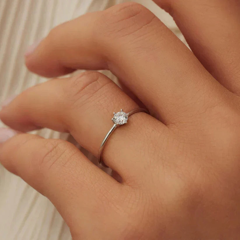 Abella White Gold Ring