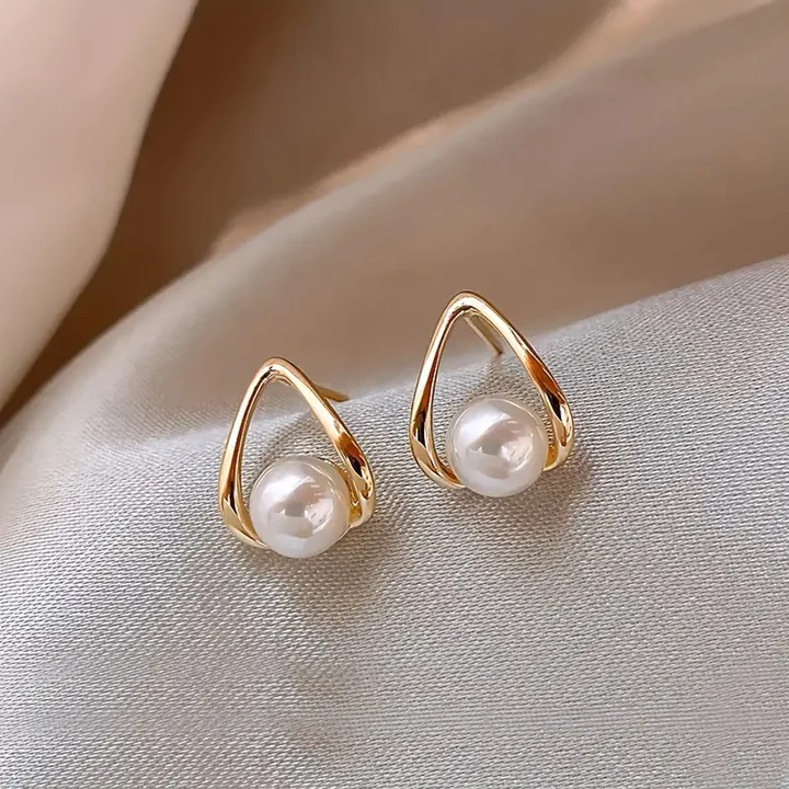 Fernanda Pearl Earrings