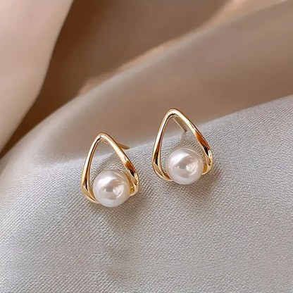 Fernanda Pearl Earrings