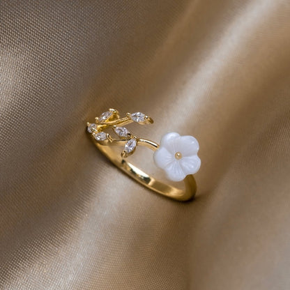 Nadia Gold Floral Ring